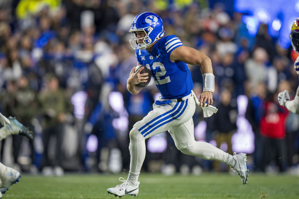 BYU quarterback Jake Retzlaff brings touchdowns and Jewish teachings to  predominantly Mormon school | News, Sports, Jobs - Daily Herald